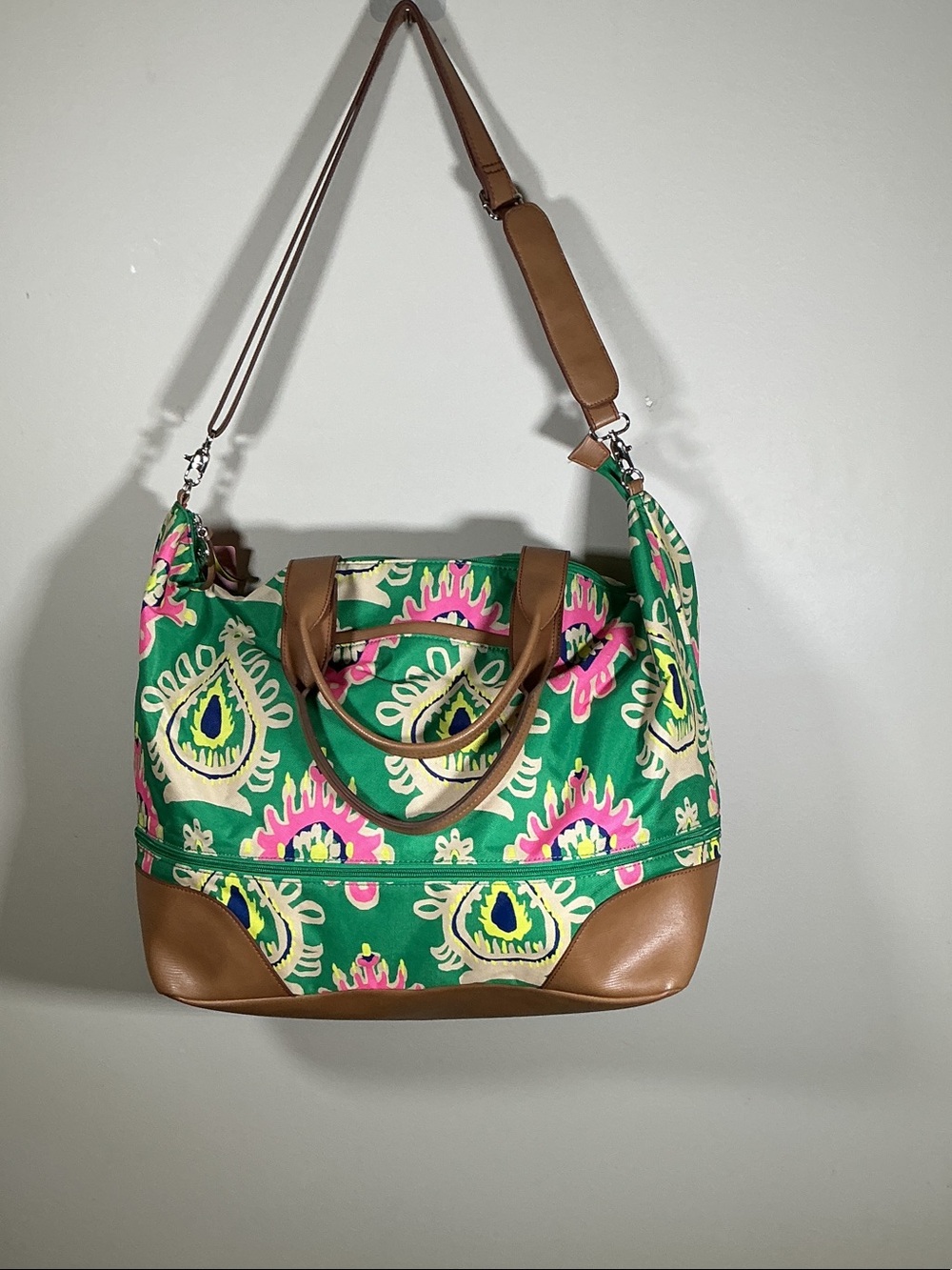 Stella & Dot Green Pink Resort Print Weekender Tote Bag Crossbody Large
